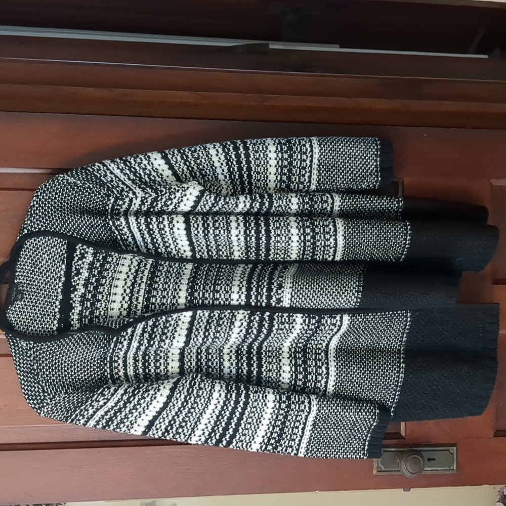 Long Ann Taylor black and white cardigan